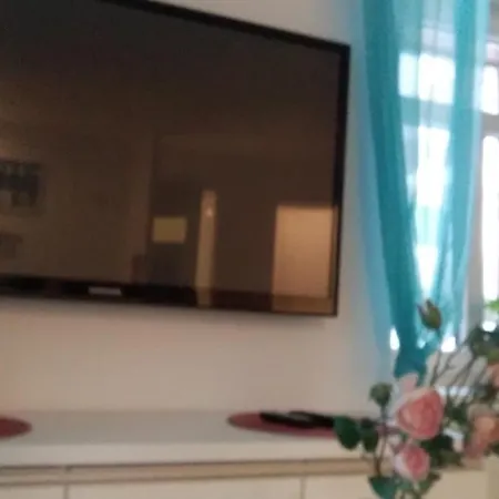 Komfortowe W Villi Blisko Natury Apartamento